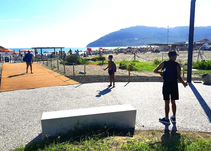 Apartment Casa Kelly Luni